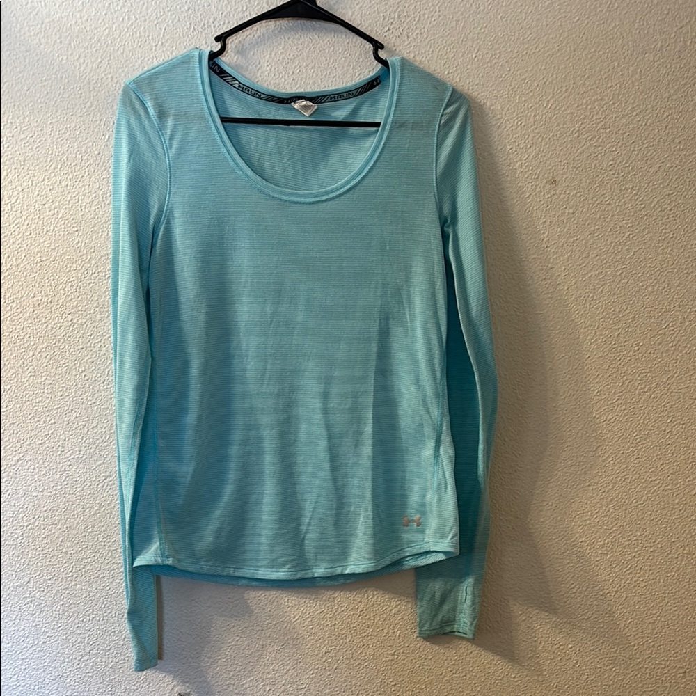 Under Armour Women's Light Blue Long Sleeve Top